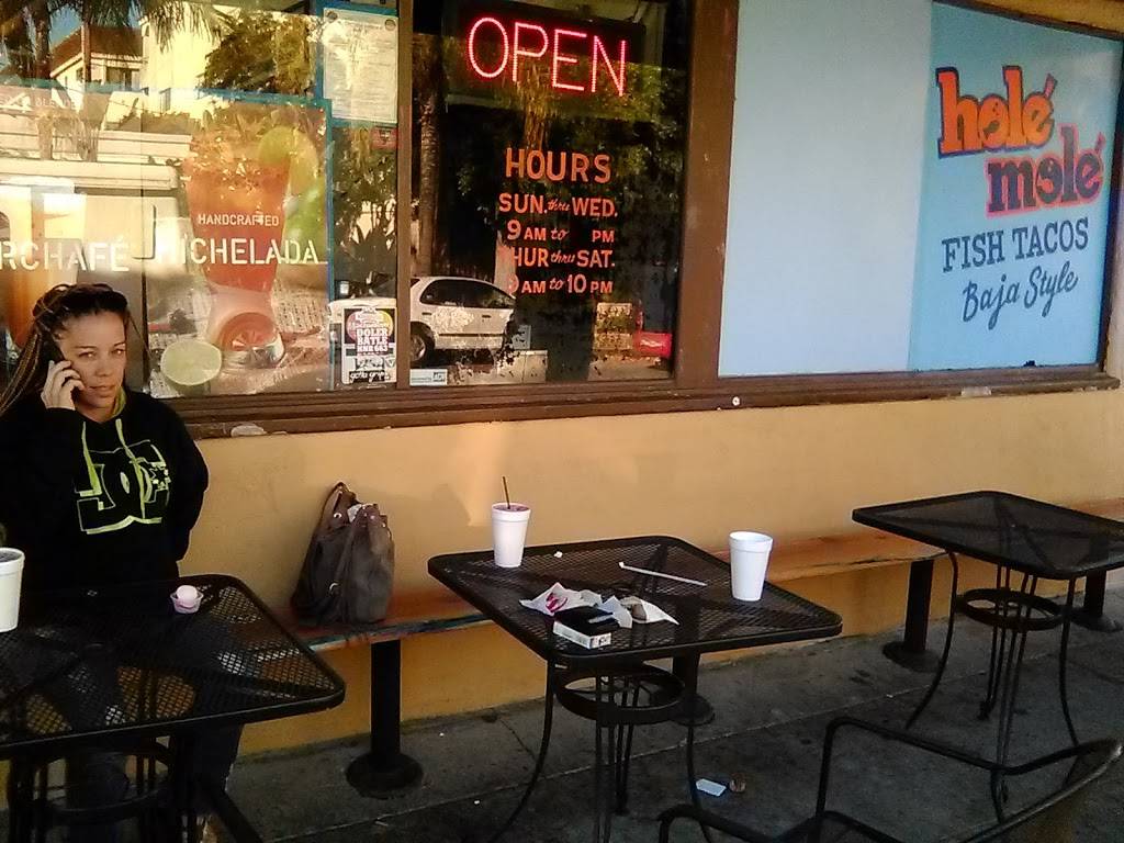 Holé Molé | restaurant | 421 Obispo Ave, Long Beach, CA 90814, USA | 5624392555 OR +1 562-439-2555