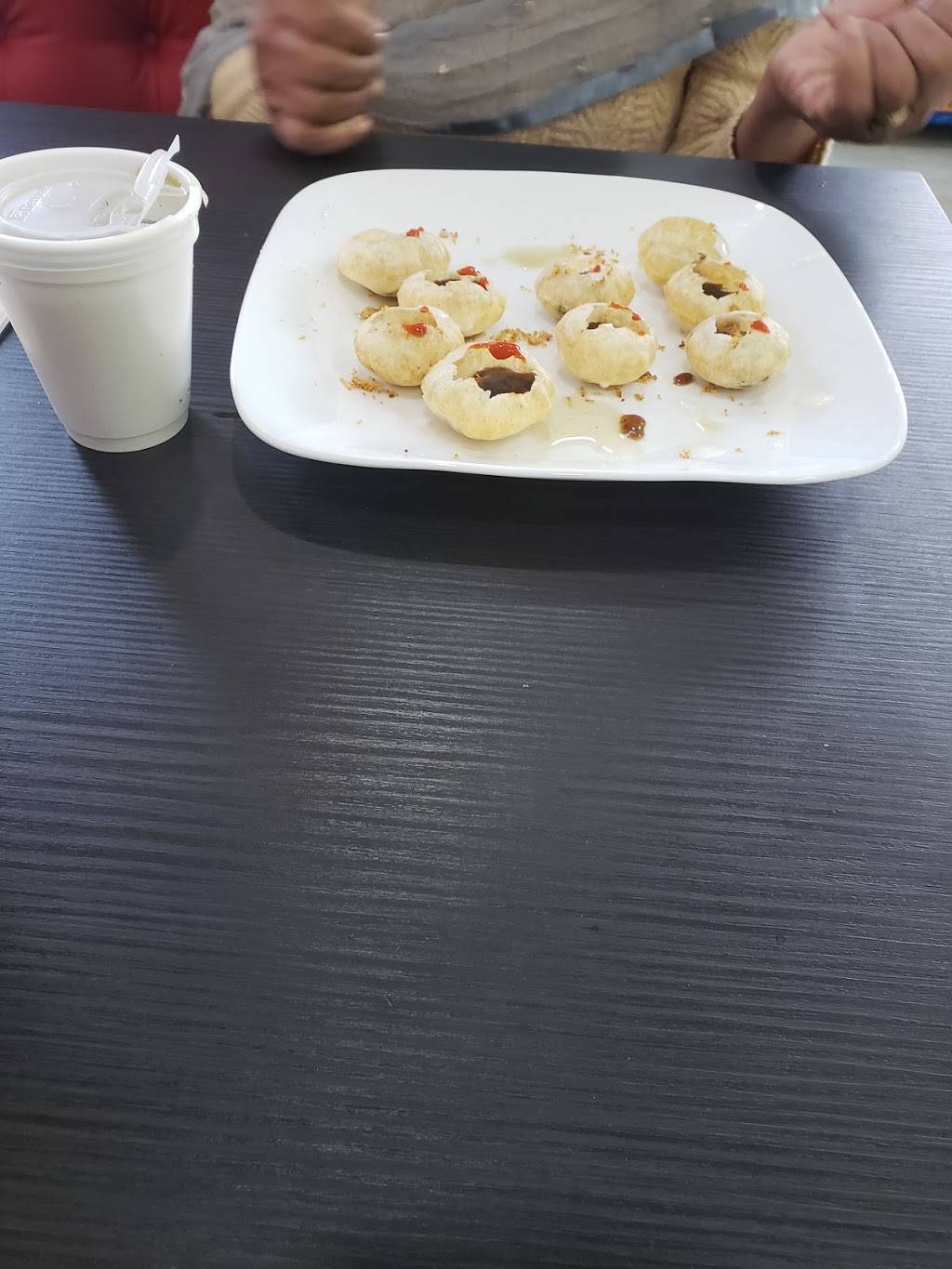 Paan Hut | restaurant | 831 Bovaird Dr W, Brampton, ON L6X 0G3, Canada | 9054528888 OR +1 905-452-8888