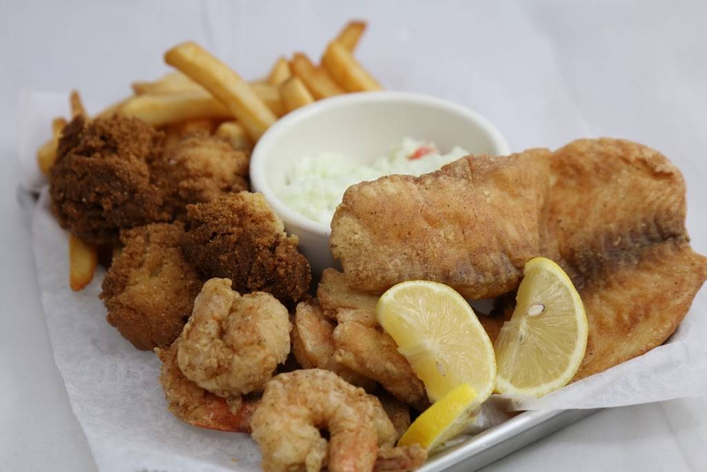 Lobster House Seafood Restaurant | restaurant | 5301 S Kings Hwy, Myrtle Beach, SC 29575, USA | 8438288871 OR +1 843-828-8871