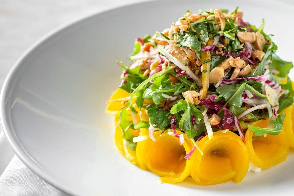 Eight Bar and Patio | restaurant | 8 W Maple St #1, Chicago, IL 60610, USA | 3129448888 OR +1 312-944-8888