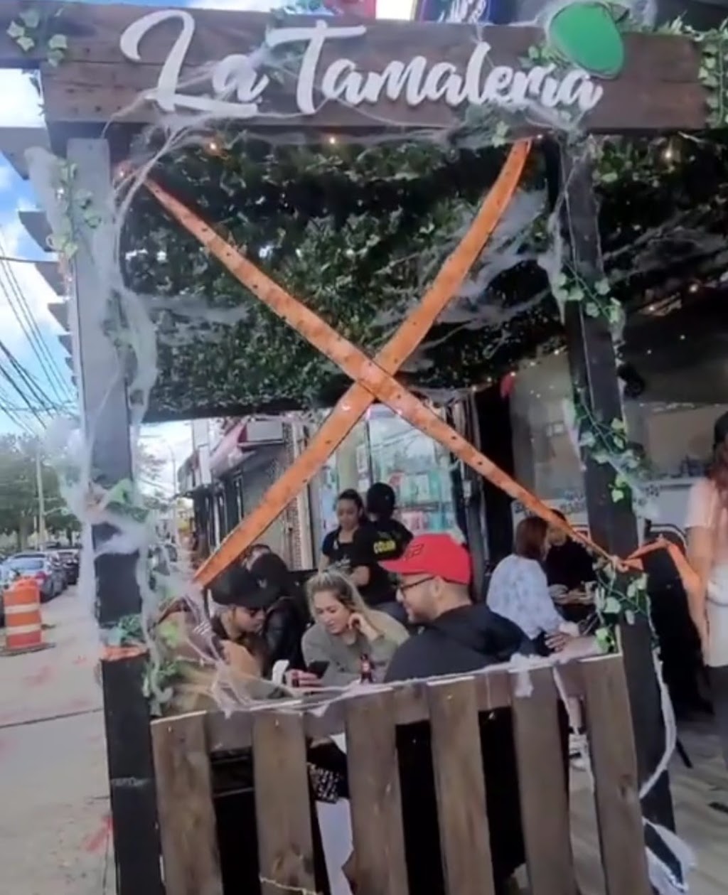 LA TAMALERIA | restaurant | 32-23 Junction Blvd, Queens, NY 11369, USA | 3477612609 OR +1 347-761-2609