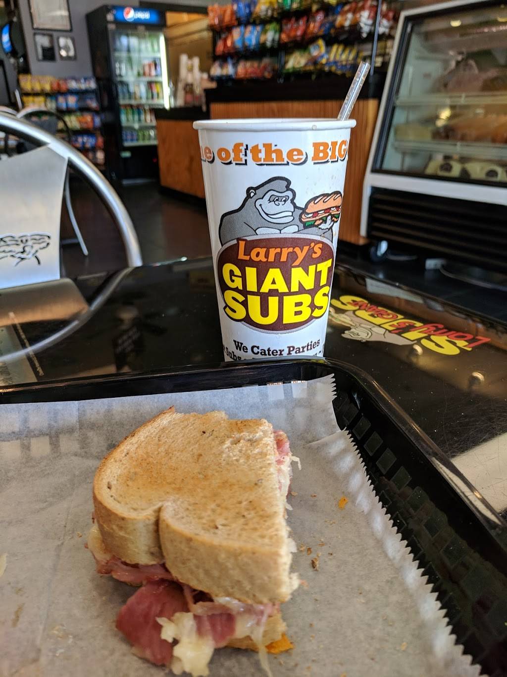 Larrys Giant Subs | restaurant | 220 Cherokee Pl, Cartersville, GA 30121, USA | 7703821300 OR +1 770-382-1300