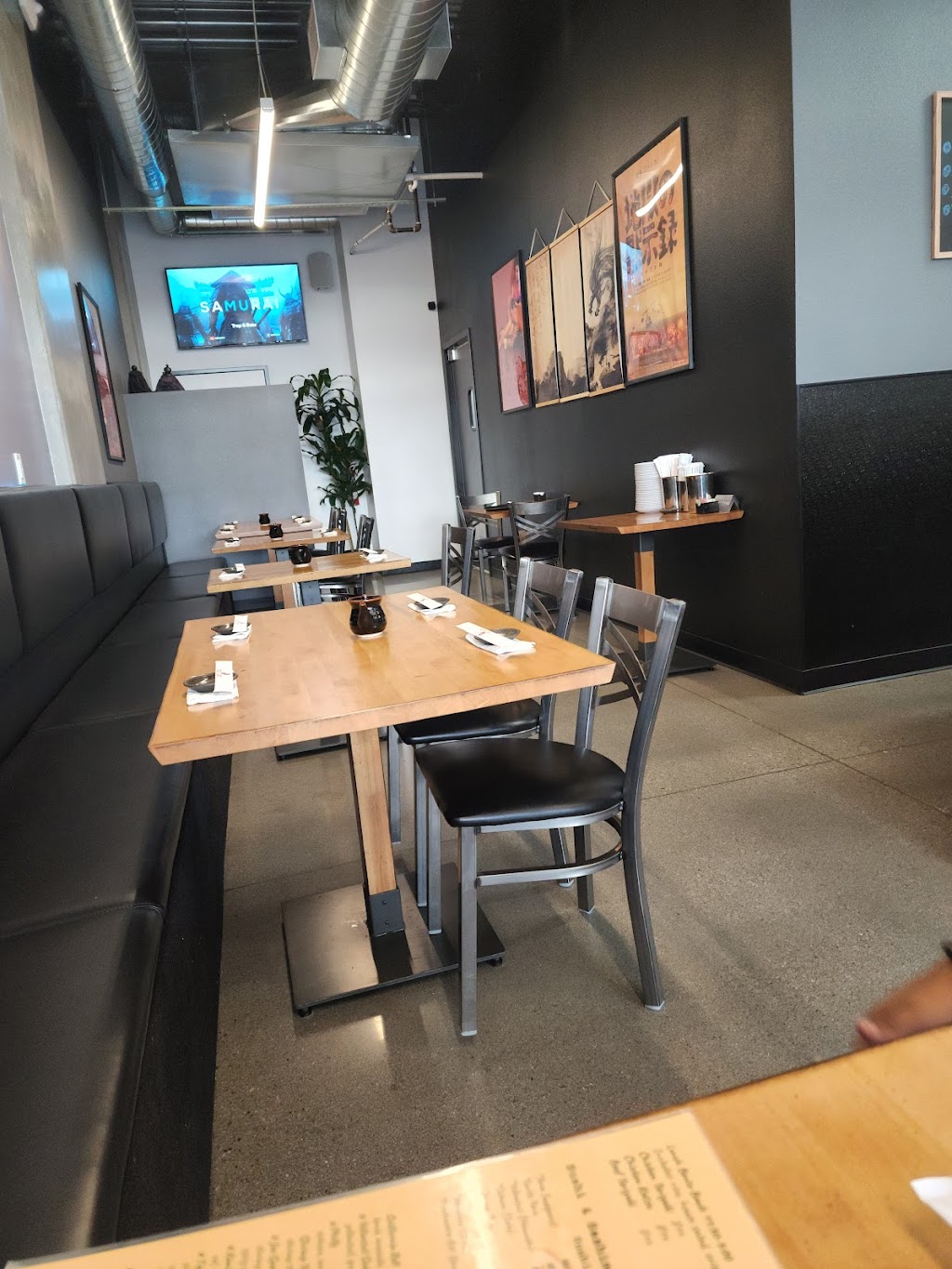 Sushi Joes | restaurant | 4700 S Maryland Pkwy #125, Las Vegas, NV 89119, USA | 7029164425 OR +1 702-916-4425