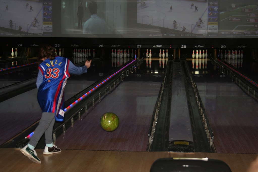 AMF Empire Lanes | restaurant | 2400 Empire Blvd, Webster, NY 14580, USA | 5856712556 OR +1 585-671-2556