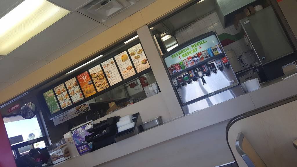 Del Taco | meal takeaway | 421 W Palmdale Blvd, Palmdale, CA 93551, USA | 6619472889 OR +1 661-947-2889