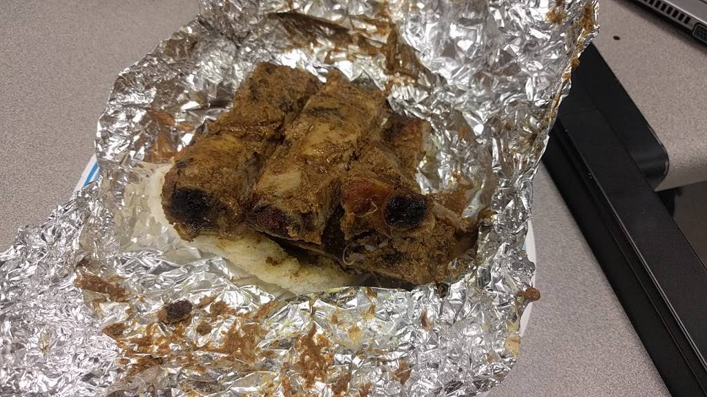 RibsNBread | meal takeaway | 4707 Centre Ave, Pittsburgh, PA 15213, USA | 4127607446 OR +1 412-760-7446