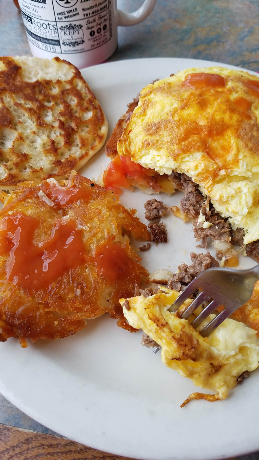 Cowbells Cafe | cafe | 25 South Ave, Whitman, MA 02382, USA | 7814471400 OR +1 781-447-1400