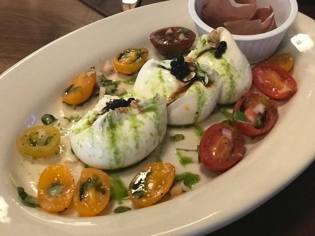 Ruggeros Family Style Restaurant | restaurant | 5768 NY-25A Suite Y, Wading River, NY 11792, USA | 6318861625 OR +1 631-886-1625