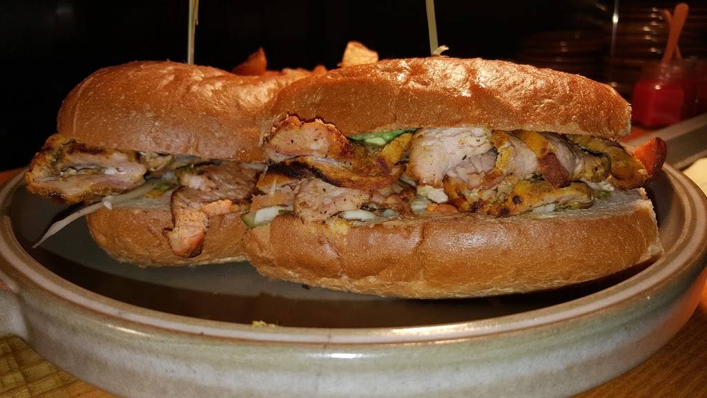 The Royal | restaurant | 501 Florida Ave NW, Washington, DC 20001, USA | 2023327777 OR +1 202-332-7777