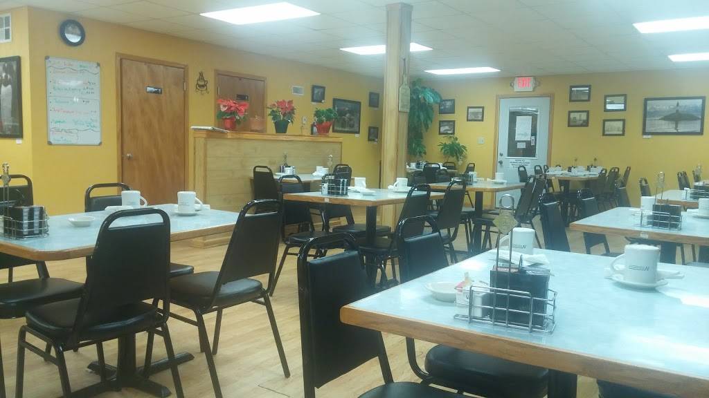 Duck Creek Pancake House | restaurant | 6315, 4405 State St, Riverdale, IA 52722, USA | 5633590098 OR +1 563-359-0098