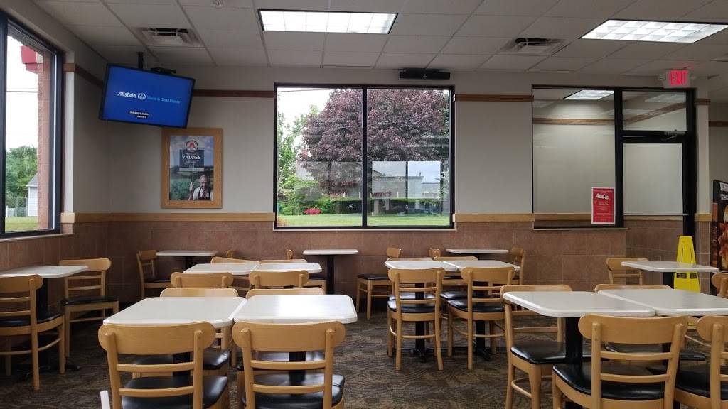 Wendys | restaurant | 3200 Red Lion Rd Frnt 5, Philadelphia, PA 19114, USA | 2152817590 OR +1 215-281-7590