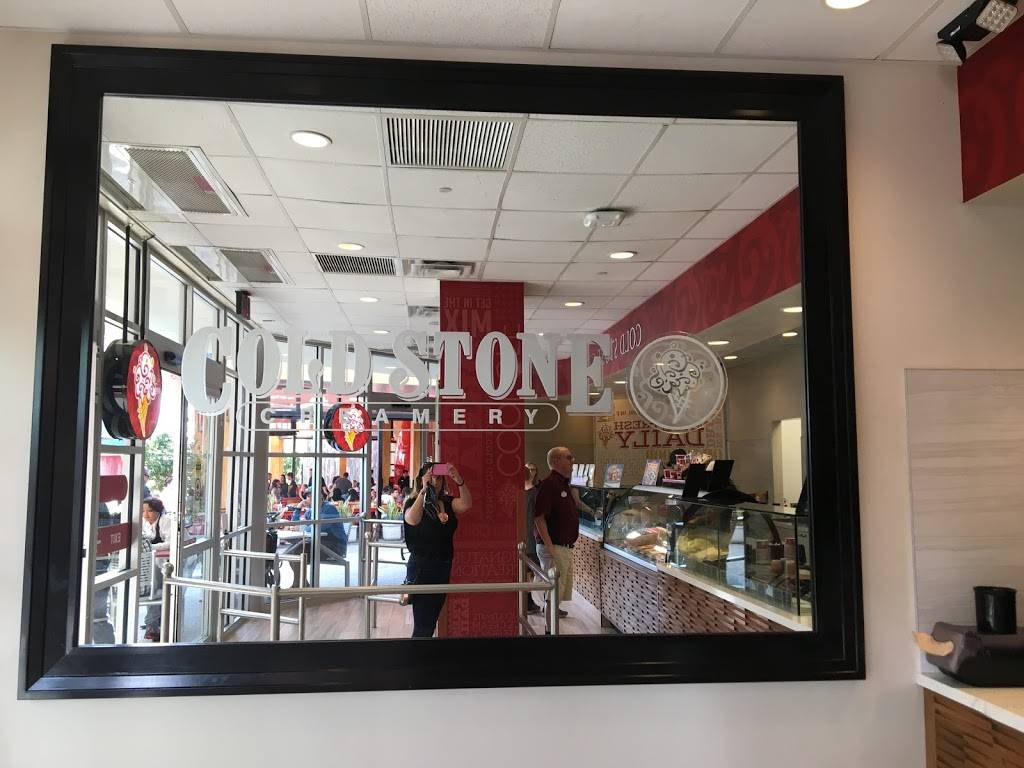 Cold Stone Creamery | bakery | 1000 Universal Studios Plaza, Orlando, FL 32819, USA | 4072242295 OR +1 407-224-2295