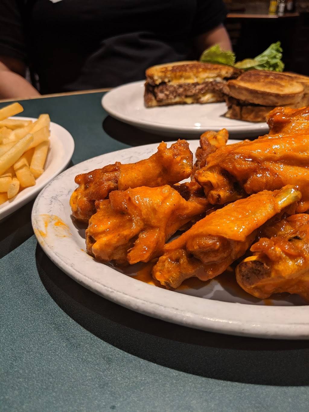 OB. Clarks | restaurant | 1921 S Brentwood Blvd, Brentwood, MO 63144, USA | 3149618900 OR +1 314-961-8900