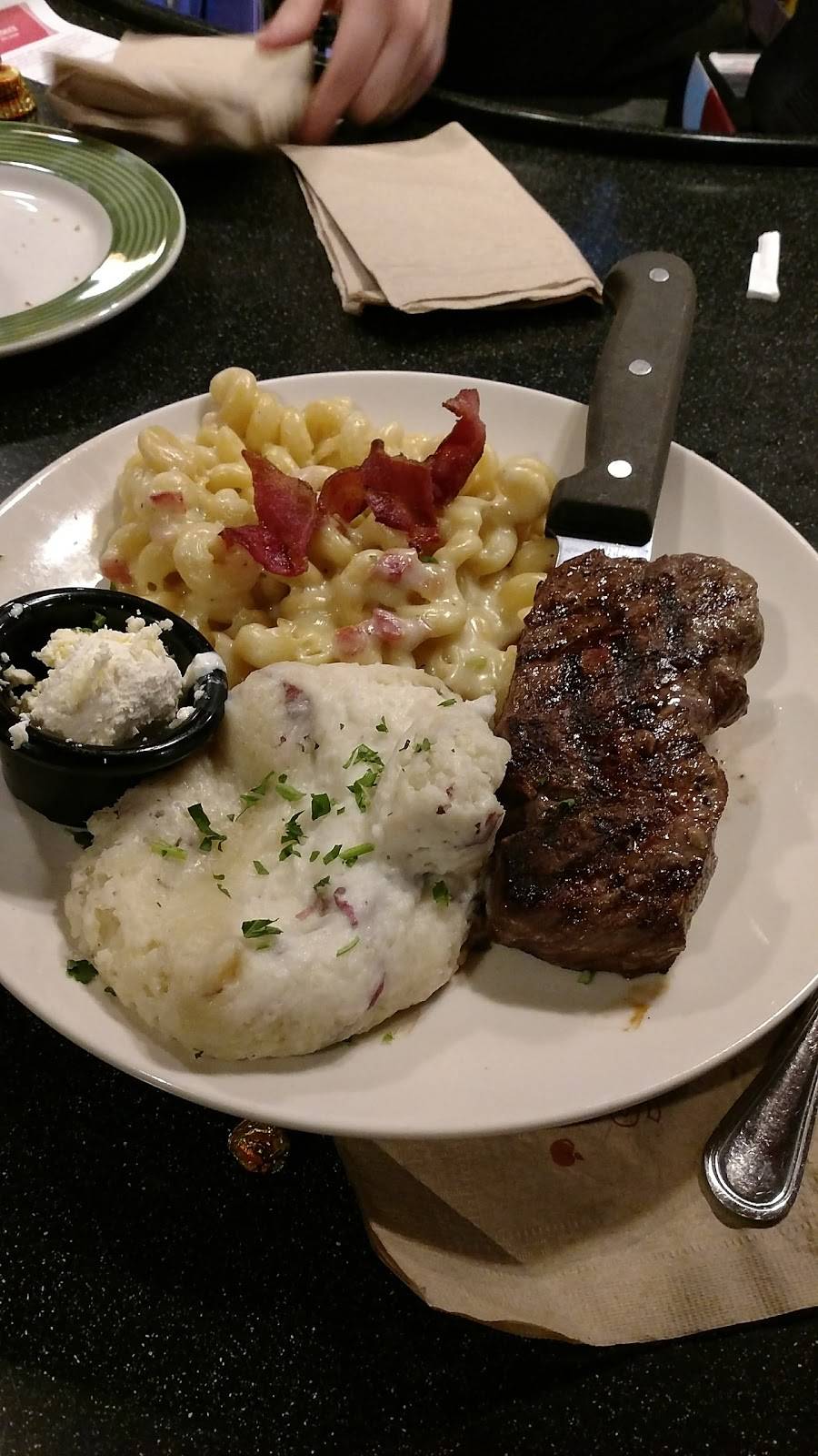 Applebees Grill + Bar | restaurant | 260 Loudon Rd Steeplegate Mall, Concord, NH 03301, USA | 6032246600 OR +1 603-224-6600