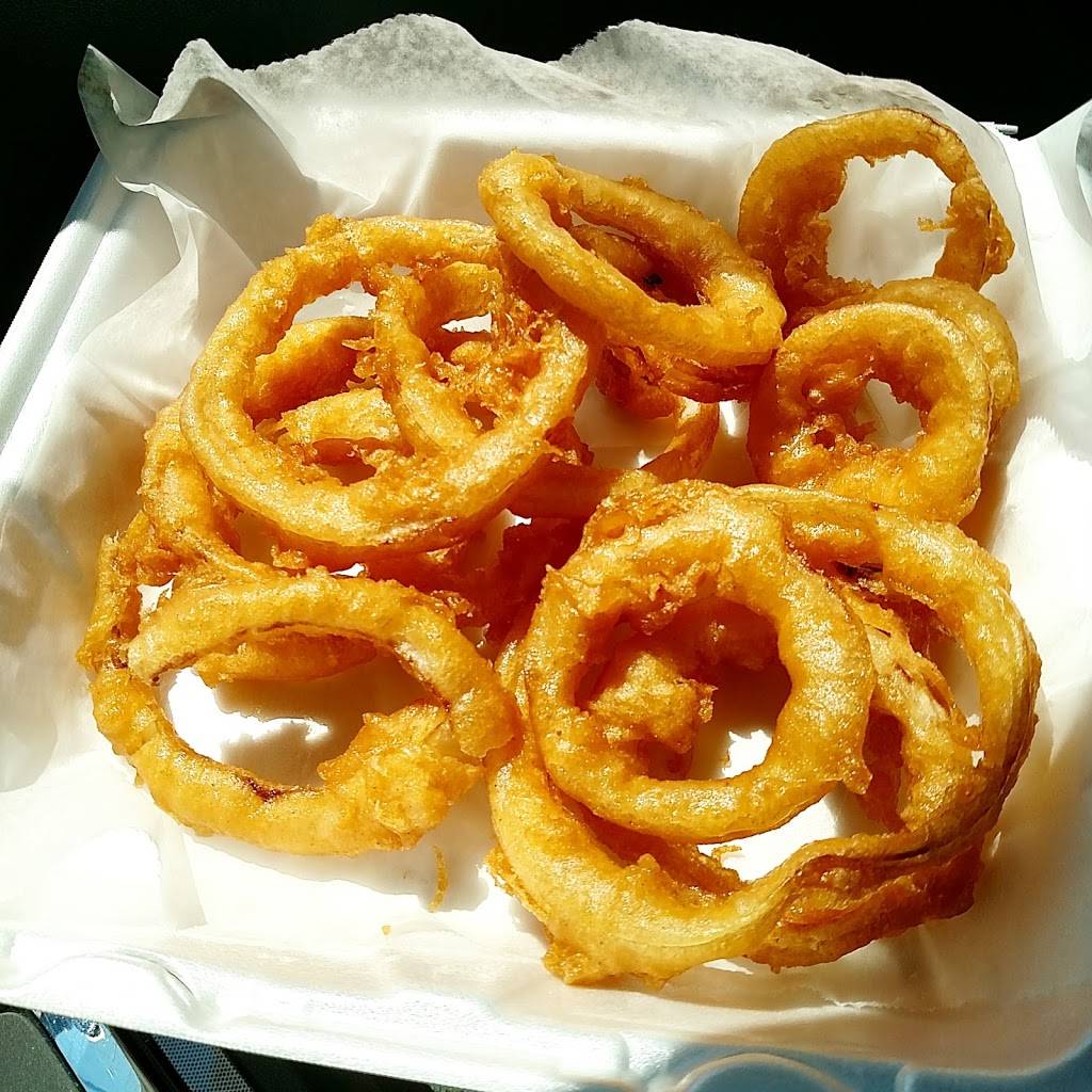 Mussel Beach Drive In | restaurant | 3540 State Park Dr, Bay City, MI 48706, USA | 9896860575 OR +1 989-686-0575