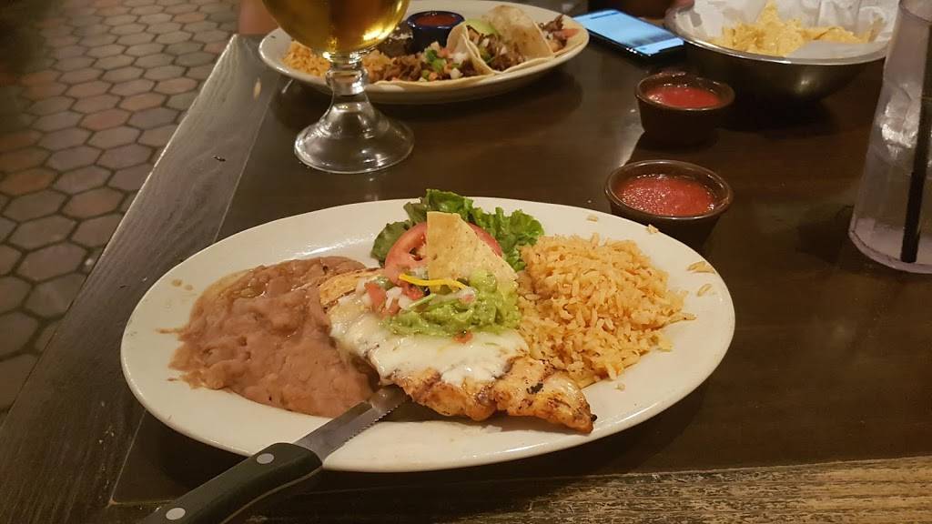 El Fenix | restaurant | 1601 McKinney Ave Downtown #1, Dallas, TX 75202, USA | 2147471121 OR +1 214-747-1121