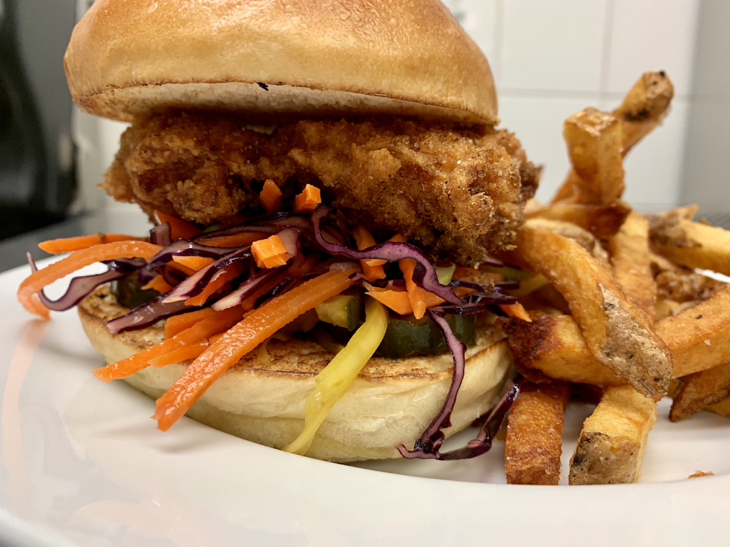 Milos Craft Beer Emporium | restaurant | 420 Talbot St, London, ON N6A 2S2, Canada | 5196014447 OR +1 519-601-4447