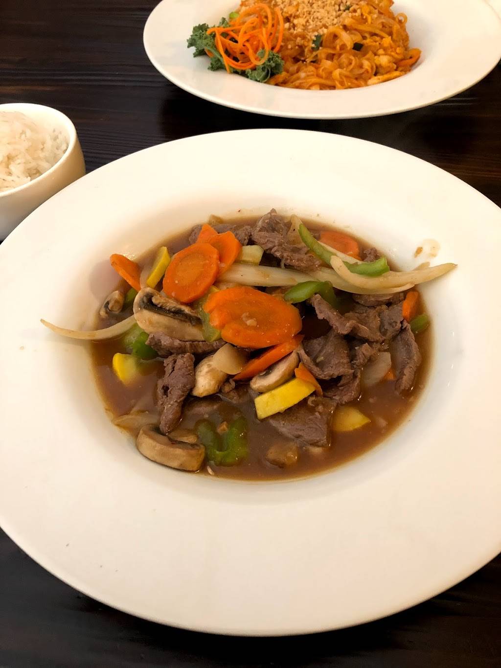 Big Thai Restaurant | restaurant | Shopping Center, 1319 Military Cutoff Rd, Wilmington, NC 28405, USA | 9102566588 OR +1 910-256-6588