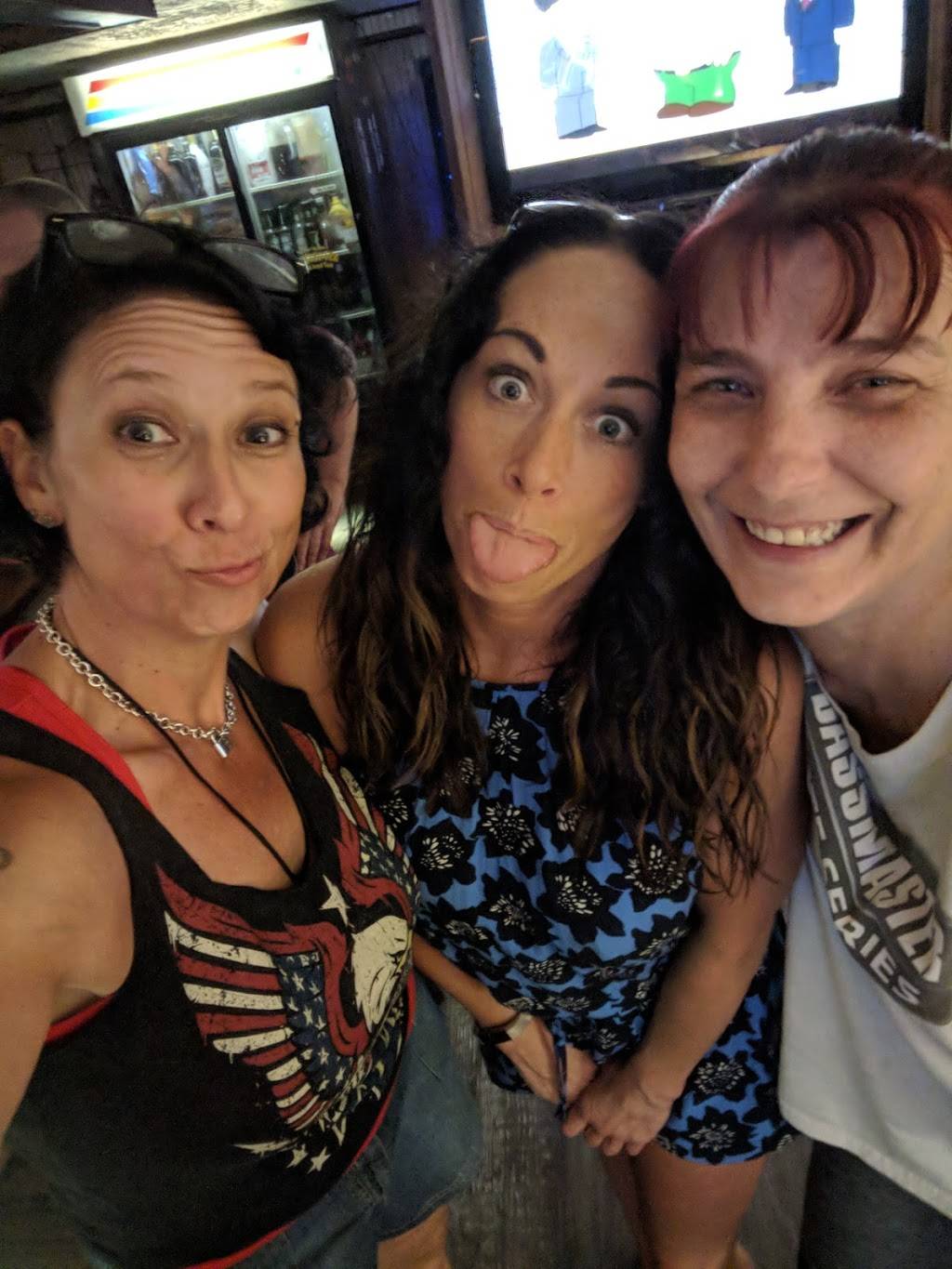 The Dugout | restaurant | 11010 Bird River Grove Rd, White Marsh, MD 21162, USA | 4103359840 OR +1 410-335-9840