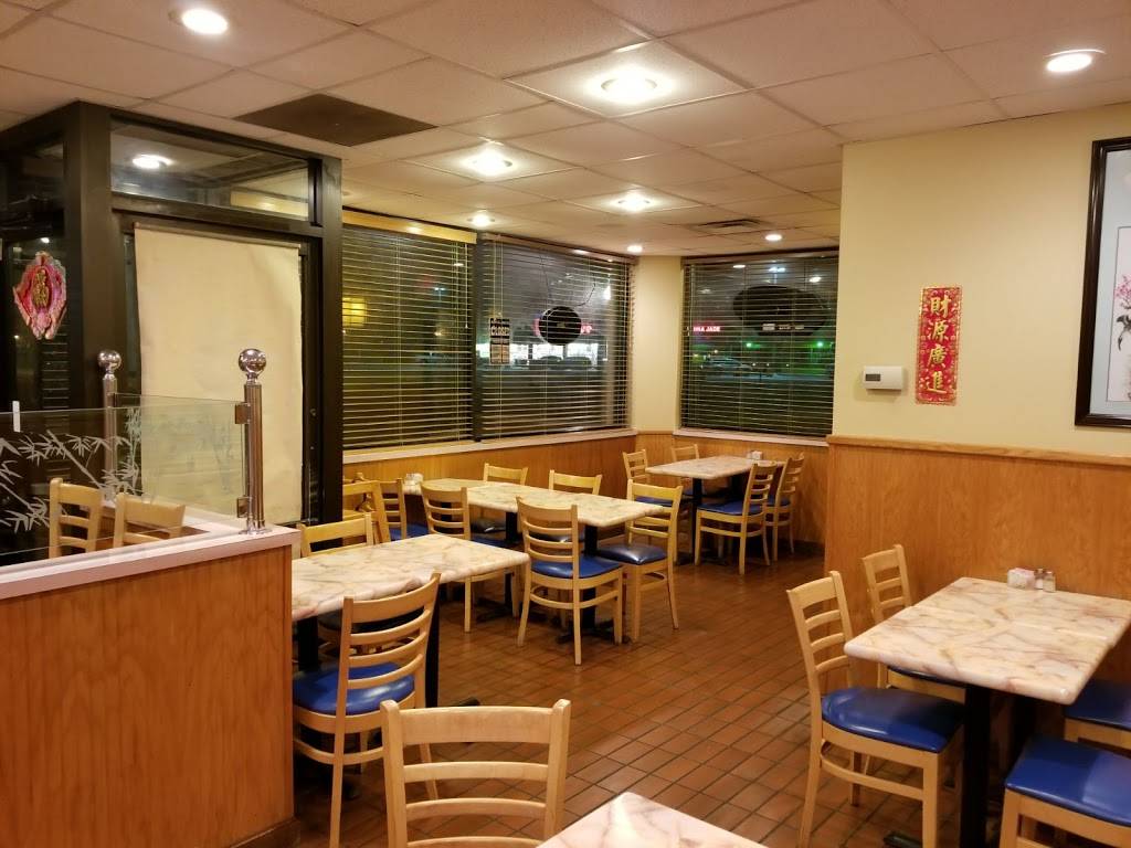Jackie Chens Asian Diner | meal takeaway | 2199 Brookpark Rd, Cleveland, OH 44134, USA | 2167390988 OR +1 216-739-0988
