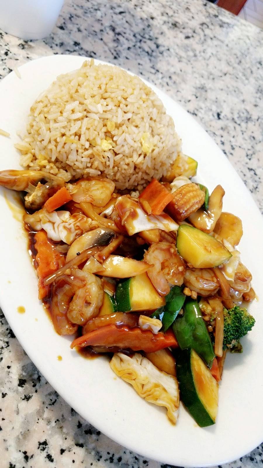 Ho Ho Kitchen | restaurant | 111 S Bowen Rd, Arlington, TX 76012, USA | 8178613263 OR +1 817-861-3263