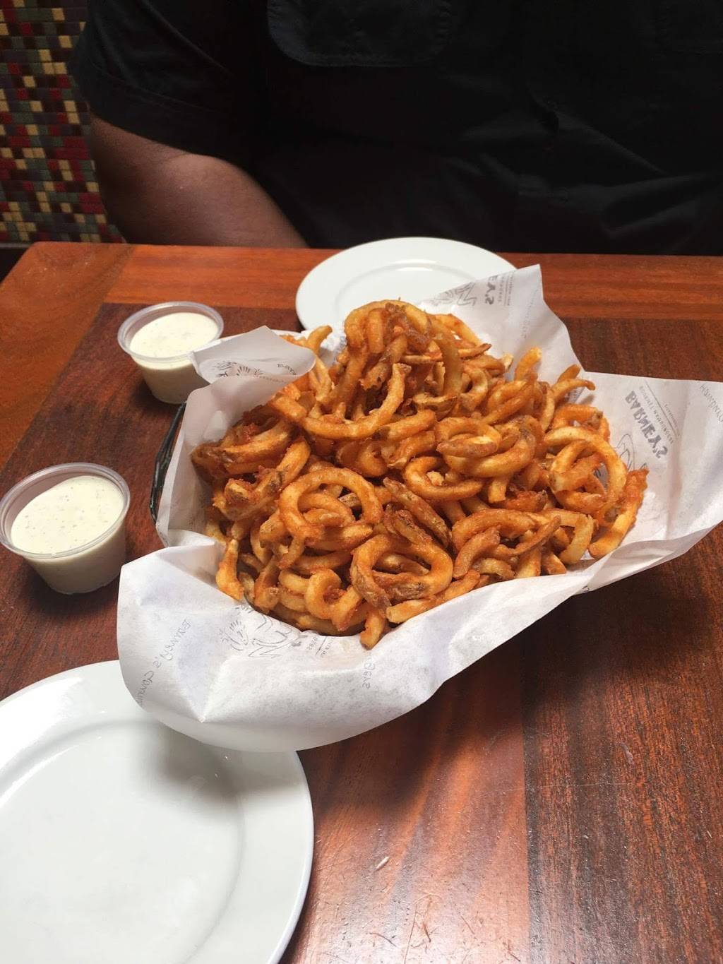 Barneys Gourmet Hamburgers | restaurant | 1591 Solano Ave, Berkeley, CA 94707, USA | 5105268185 OR +1 510-526-8185