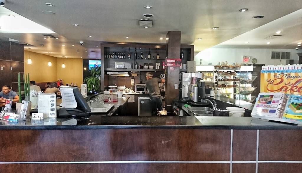 Brazil Bakery & Pastry Ltd | restaurant | 1566 Dundas St W, Toronto, ON M6K 1T5, Canada | 4165312888 OR +1 416-531-2888