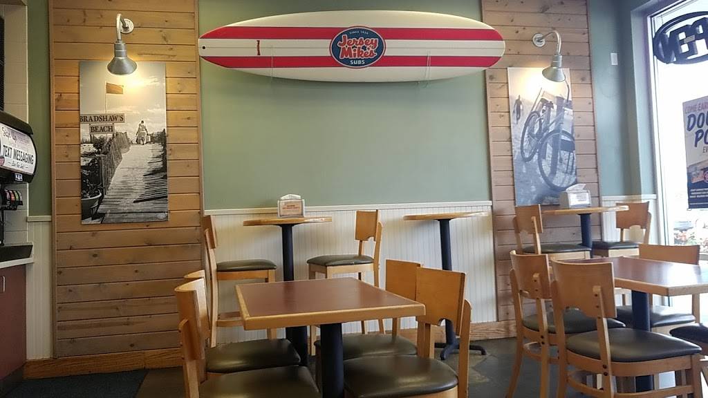 Jersey Mikes Subs | meal takeaway | 2687 Roosevelt Blvd, Clearwater, FL 33760, USA | 7274004779 OR +1 727-400-4779