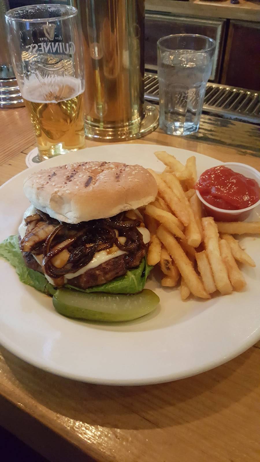 Recovery Room Bar and Grill | restaurant | 214 Station Plaza N, Mineola, NY 11501, USA | 5162802407 OR +1 516-280-2407