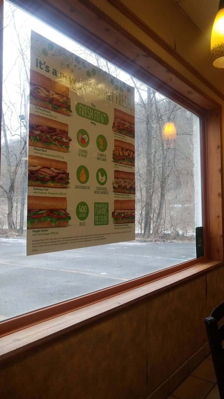 Subway | restaurant | 3300 Husky Hwy, Farmington, WV 26571, USA | 3048256117 OR +1 304-825-6117