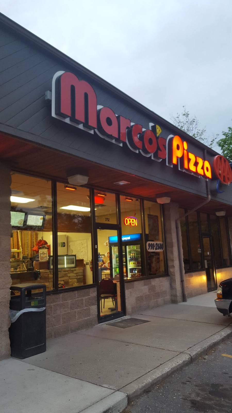Marcos Pizza | meal delivery | 1752 Plymouth Rd, Ann Arbor, MI 48105, USA | 7349982600 OR +1 734-998-2600