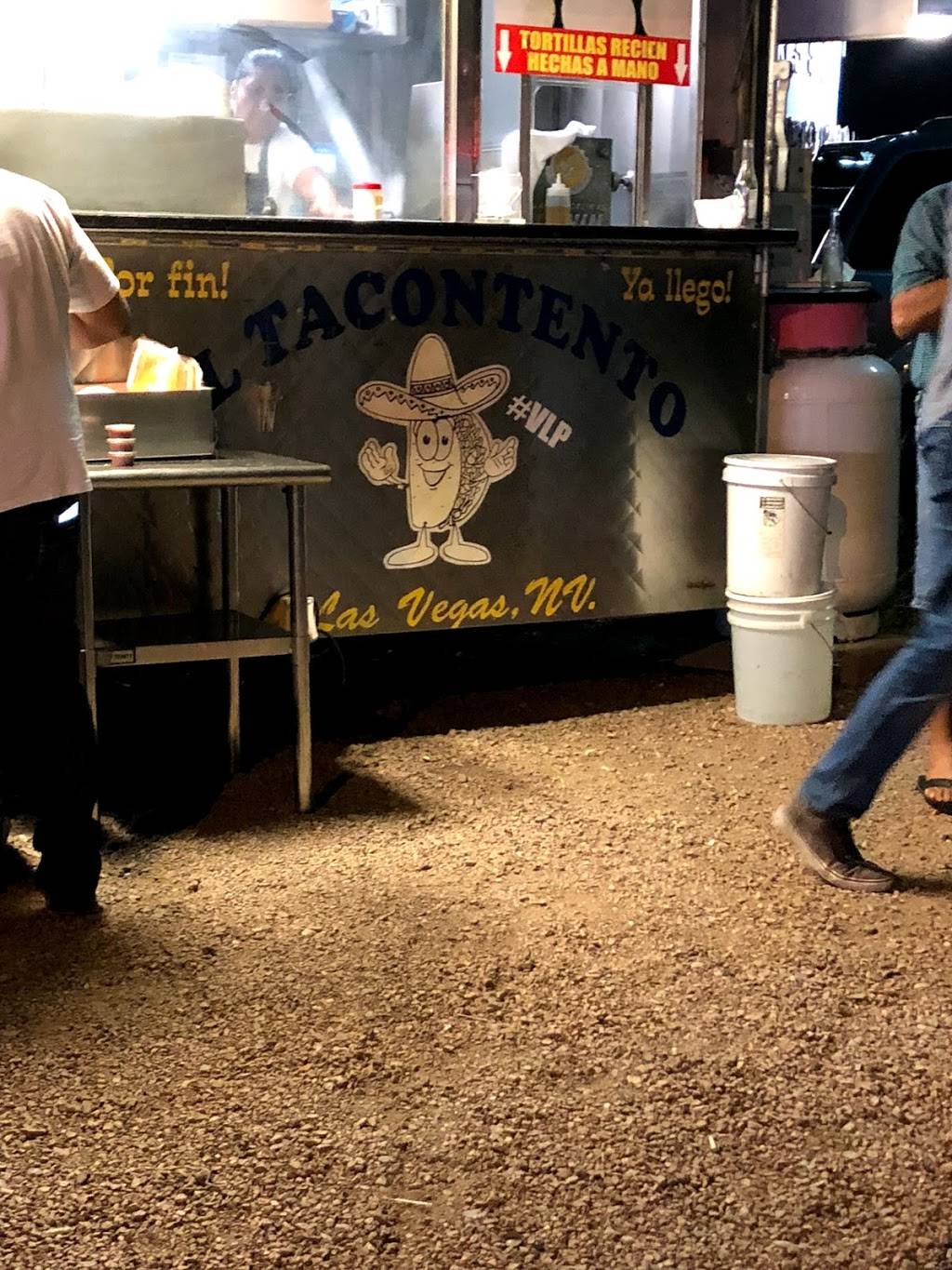 El Tacontento | restaurant | 2401 N Rancho Dr #3315, Las Vegas, NV 89130, USA | 7023359325 OR +1 702-335-9325