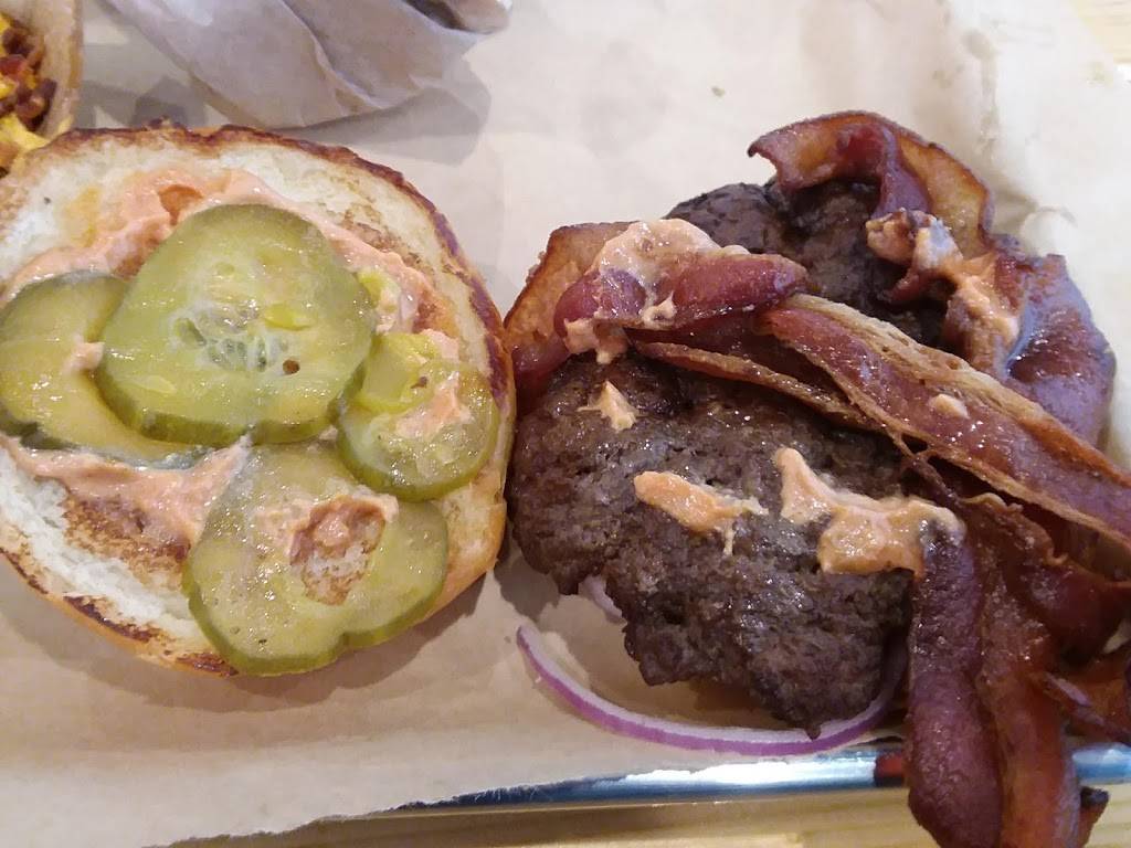 The Sear Shack | restaurant | 6518 Goodman Rd #108, Olive Branch, MS 38654, USA | 6624084932 OR +1 662-408-4932