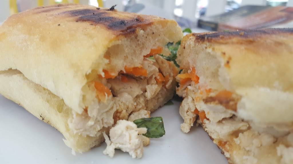 The Deck | cafe | 1233 Prospect Ave, Brooklyn, NY 11218, USA | 7188712233 OR +1 718-871-2233