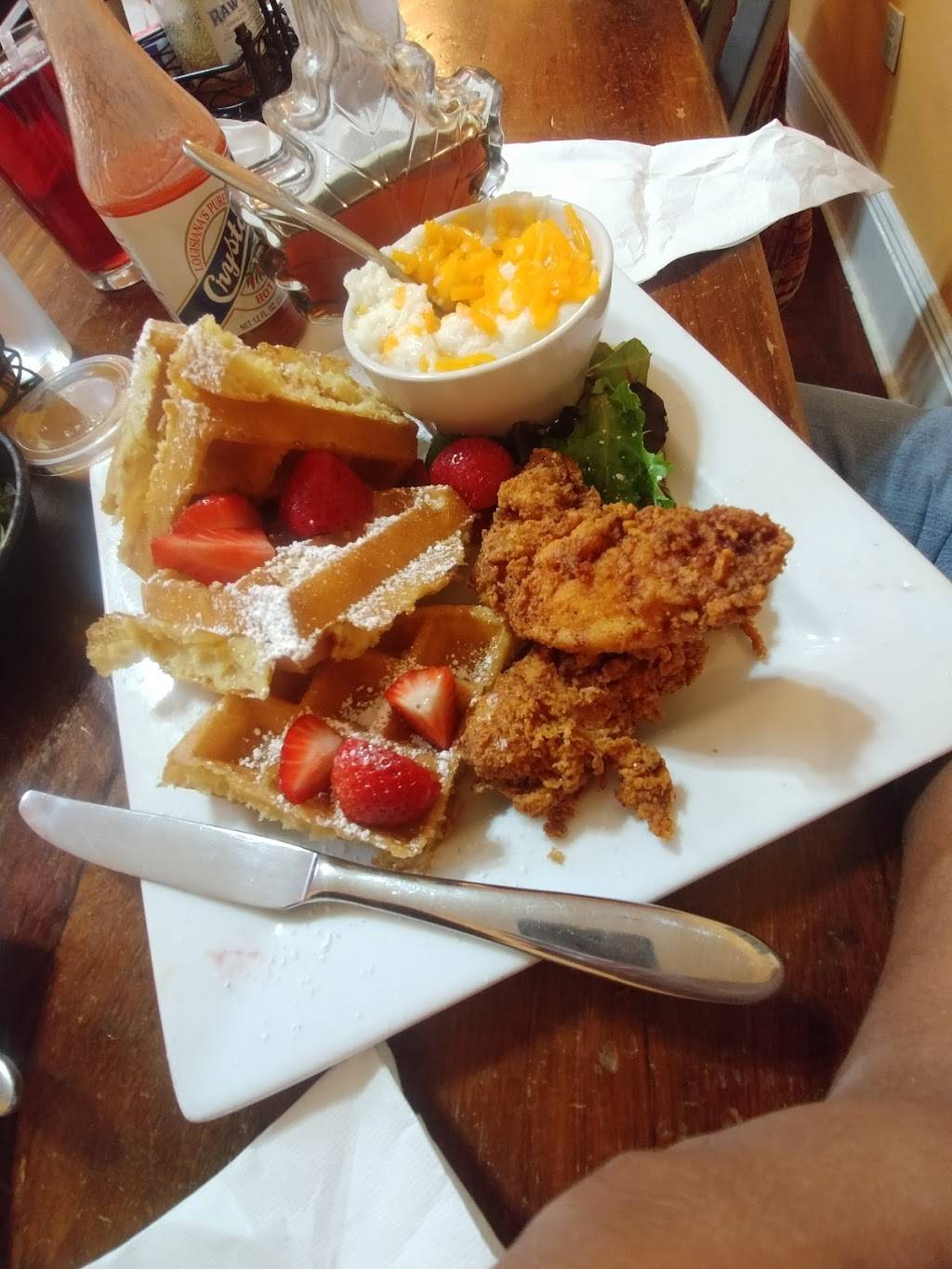 Biscuits & Buns on Banks | meal takeaway | 4337 Banks St, New Orleans, LA 70119, USA | 5042734600 OR +1 504-273-4600