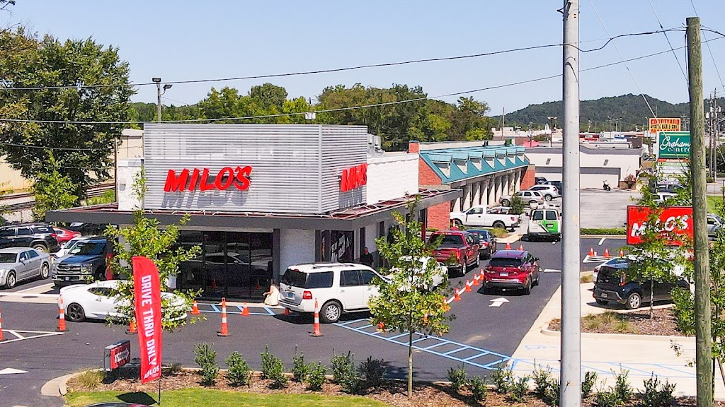 Milos Hamburgers | restaurant | 1103 1st St N, Alabaster, AL 35007, USA | 2053588448 OR +1 205-358-8448