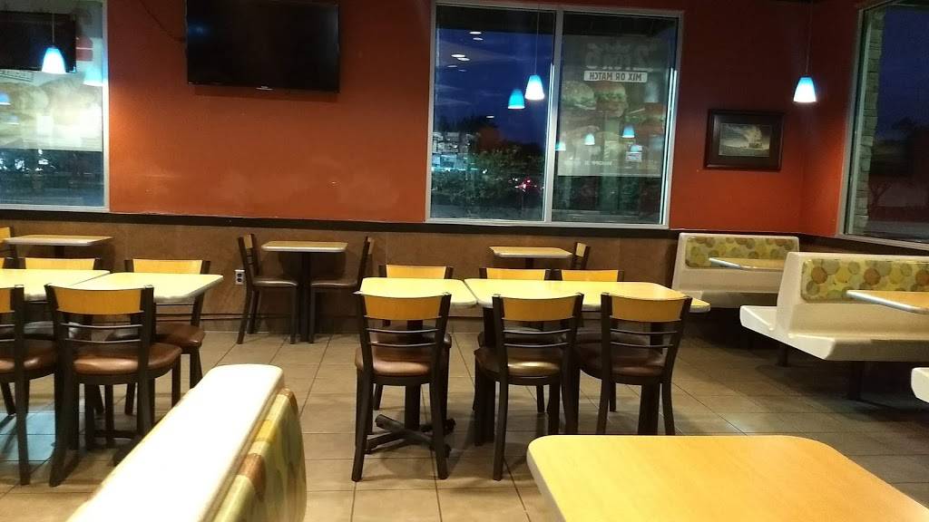 Burger King | restaurant | 3129 Texas Avenue South, College Station, TX 77845, USA | 9796937139 OR +1 979-693-7139