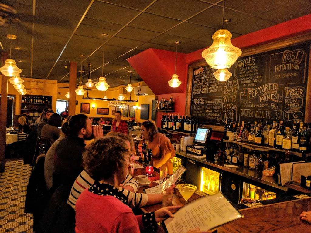 Tenutas Italian Restaurant | restaurant | 2995 S Clement Ave, Milwaukee, WI 53207, USA | 4144311014 OR +1 414-431-1014