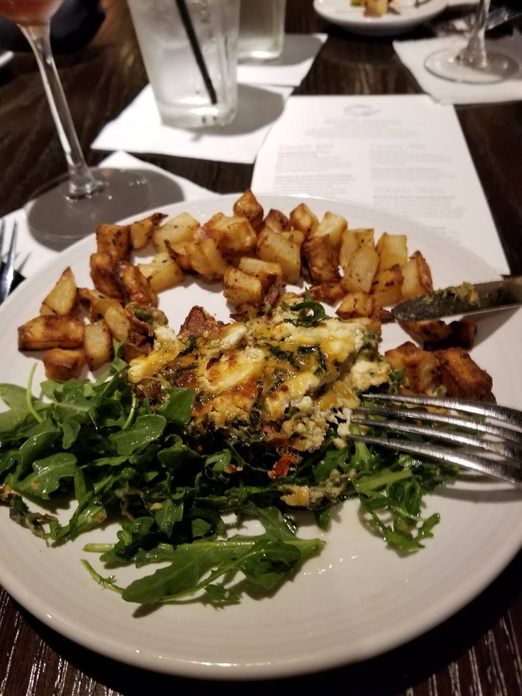 Carrabbas Italian Grill | restaurant | 801 Providence Rd, Brandon, FL 33511, USA | 8136578166 OR +1 813-657-8166