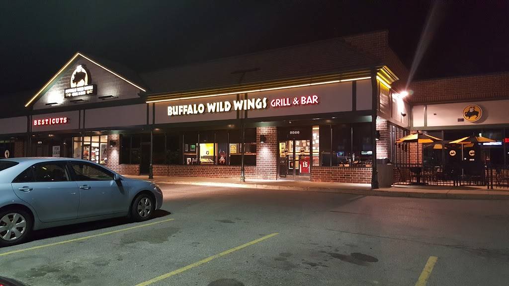 Buffalo Wild Wings | restaurant | 9566 Diamond Centre Dr, Mentor, OH 44060, USA | 4403522999 OR +1 440-352-2999