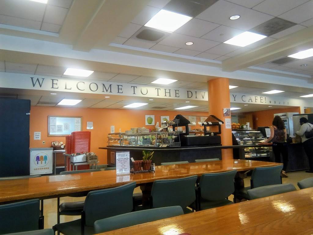 Divinity Cafe | restaurant | 407 Chapel Dr, Durham, NC 27710, USA | 9196683498 OR +1 919-668-3498