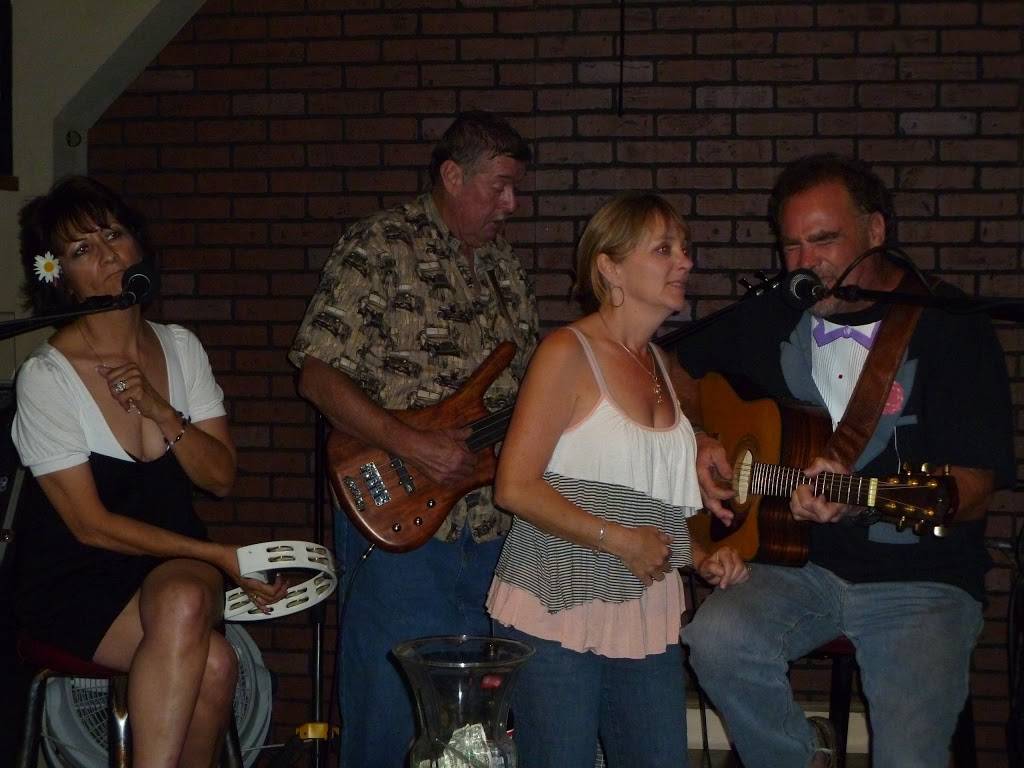 Hideaway Lounge | night club | 3215 E Thomas Rd, Phoenix, AZ 85018, USA | 6026331414 OR +1 602-633-1414