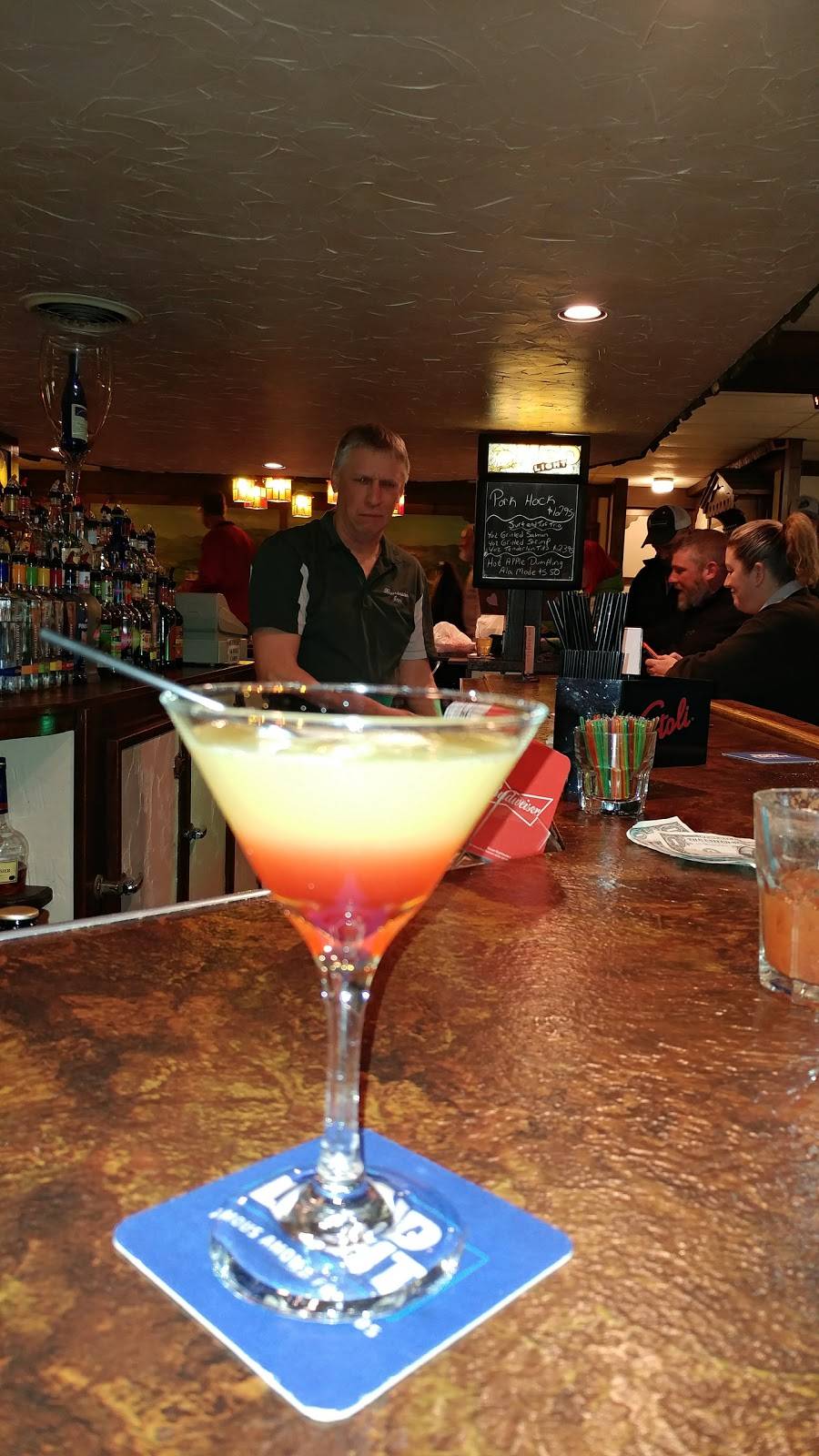 Bavarian Inn | restaurant | 104 E Main St, Lena, WI 54139, USA | 9208295168 OR +1 920-829-5168