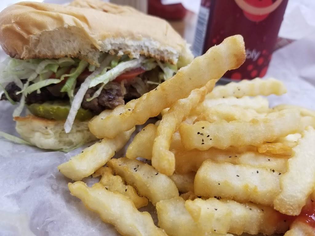 Wagners Drive-In | restaurant | 7000 W Broadway Ave, Brooklyn Park, MN 55428, USA | 7635338262 OR +1 763-533-8262