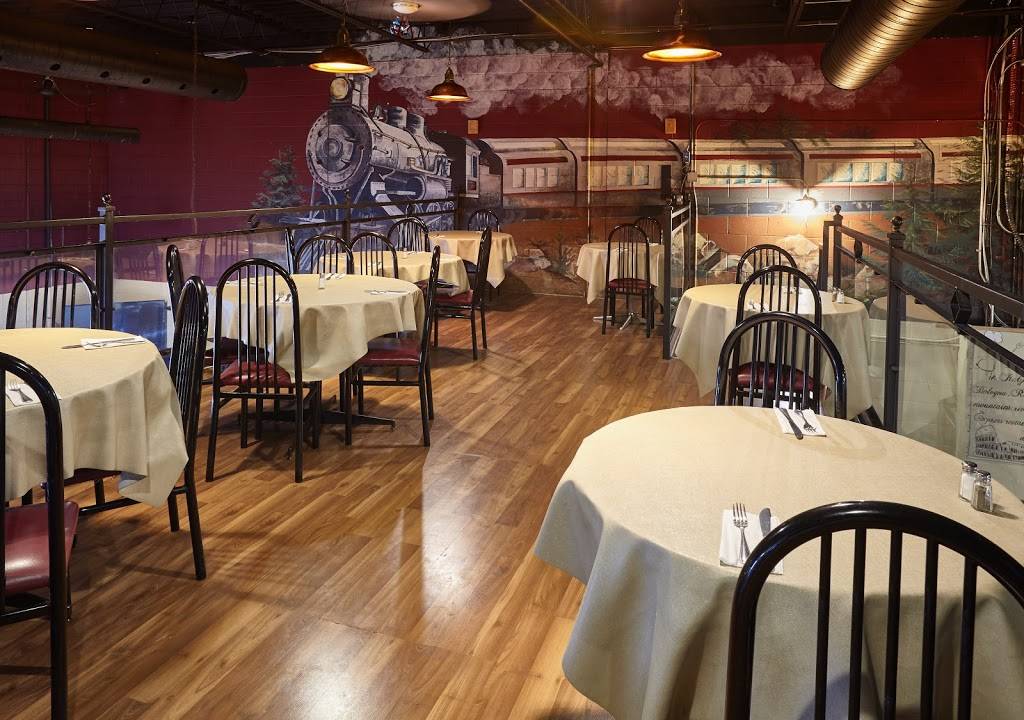 The Express Restaurant | restaurant | 349 Grays Rd, Hamilton, ON L8E 2Z1, Canada | 9055601475 OR +1 905-560-1475