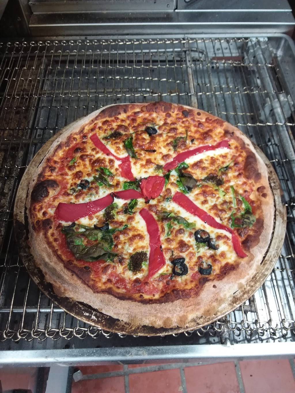 Vida Pizza | restaurant | 5685 Suitland Rd, Suitland, MD 20746, USA | 3017358432 OR +1 301-735-8432