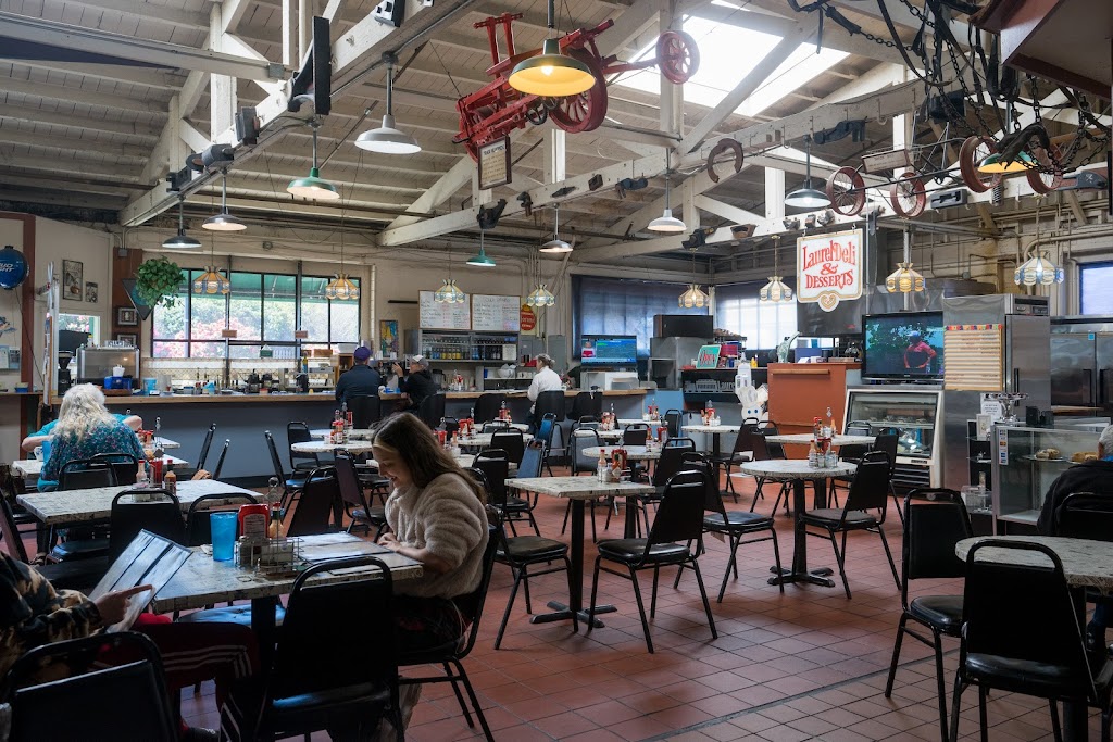 Laurel Deli & Desserts | restaurant | 401 N Main St, Fort Bragg, CA 95437, USA | 7079647812 OR +1 707-964-7812