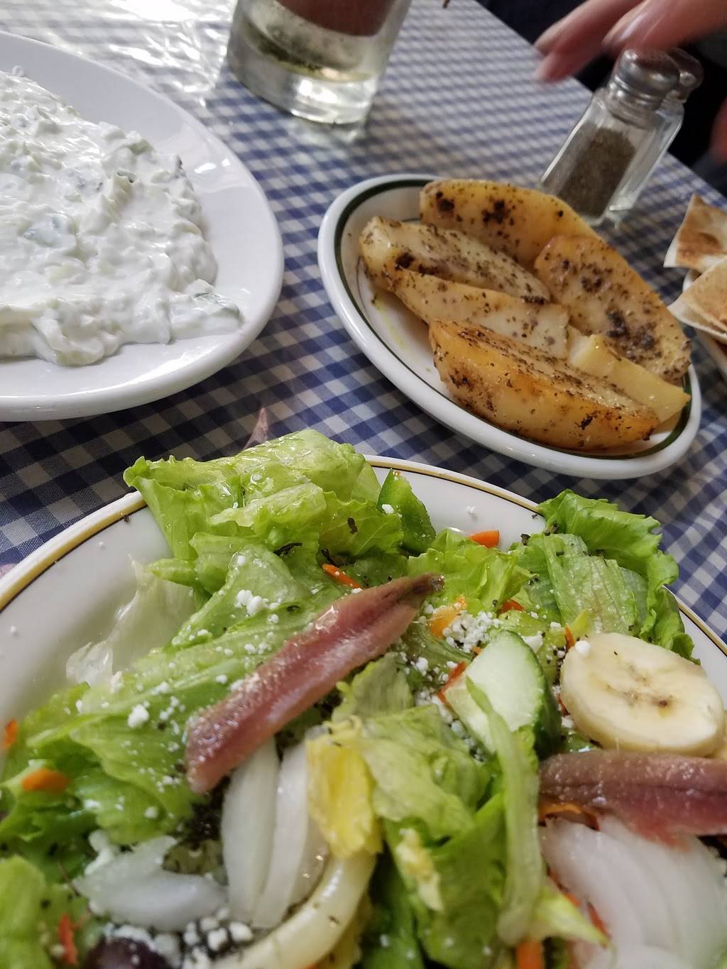 Christos Mediterranean Grille | restaurant | 130 6th St, Pittsburgh, PA 15222, USA | 4122616442 OR +1 412-261-6442