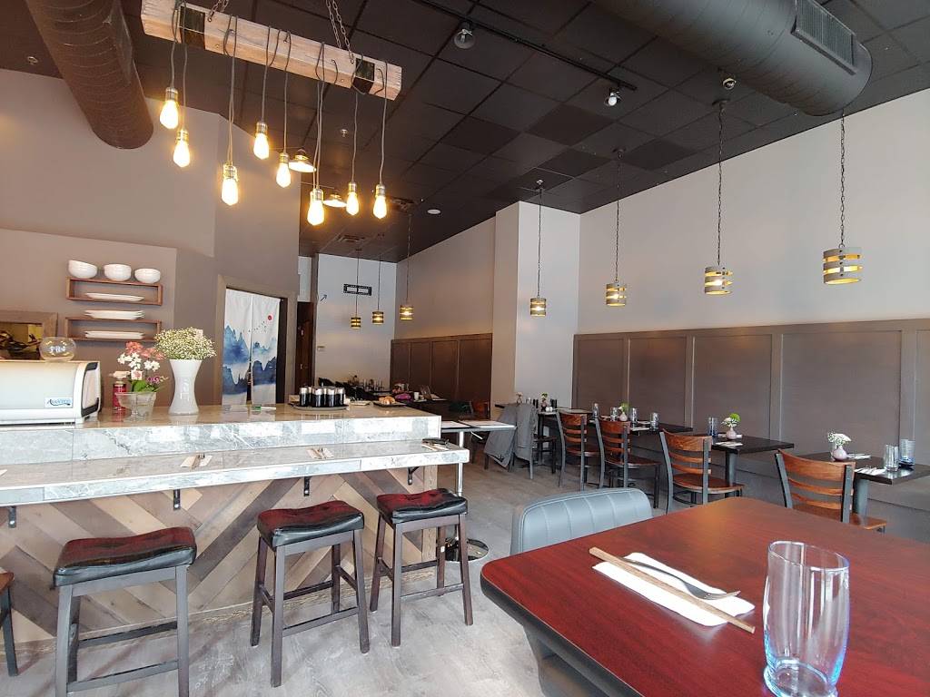 Montira Thai and Sushi | restaurant | 1845 Tower Dr, Glenview, IL 60026, USA | 8477303006 OR +1 847-730-3006