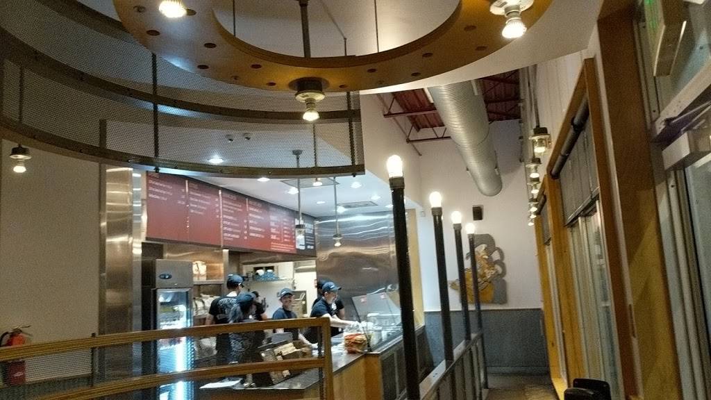 Chipotle Mexican Grill | restaurant | 6314 York Rd, Baltimore, MD 21212, USA | 4103777728 OR +1 410-377-7728